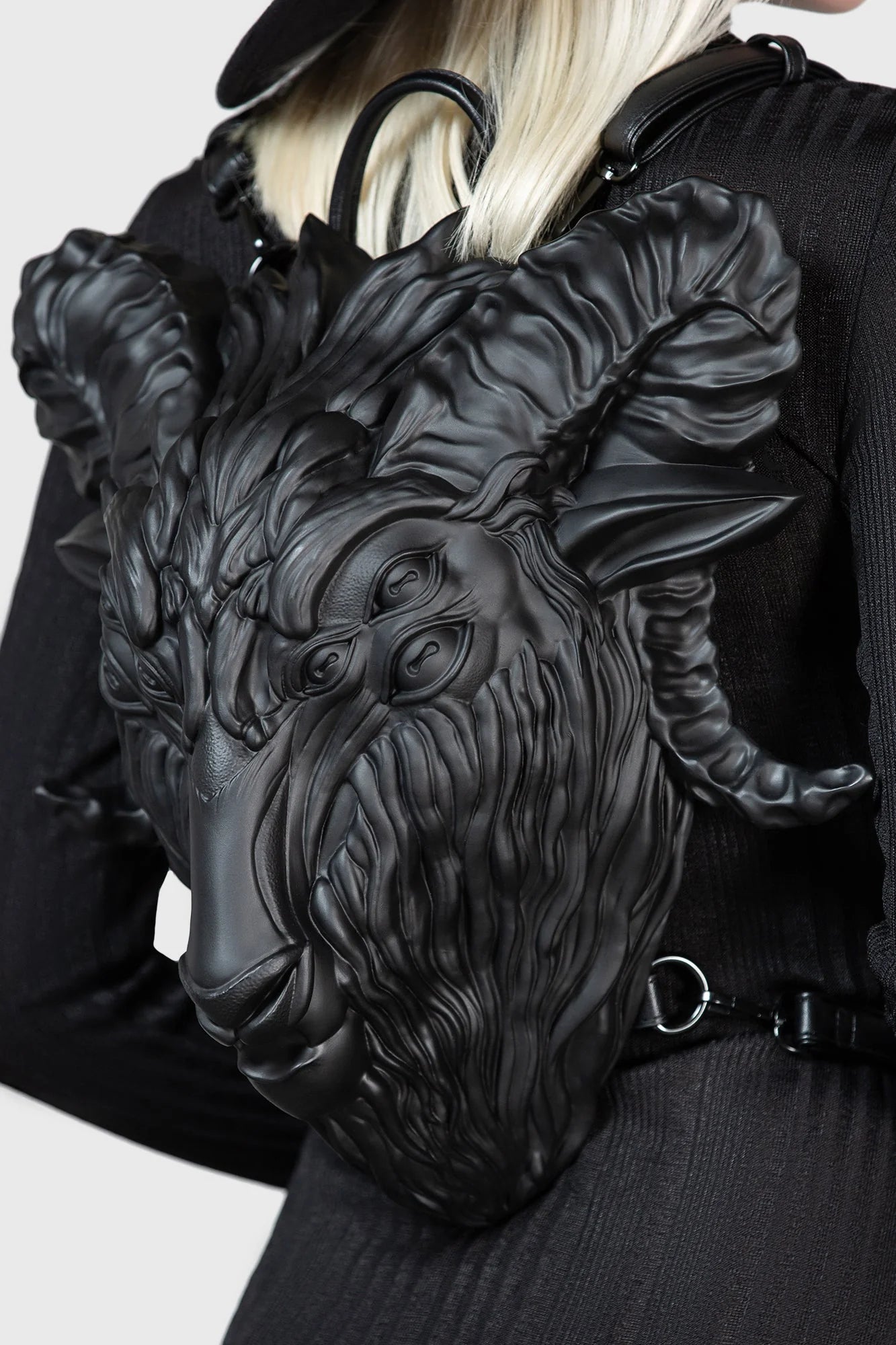Doomrider Backpack (✦ Kilstar)
