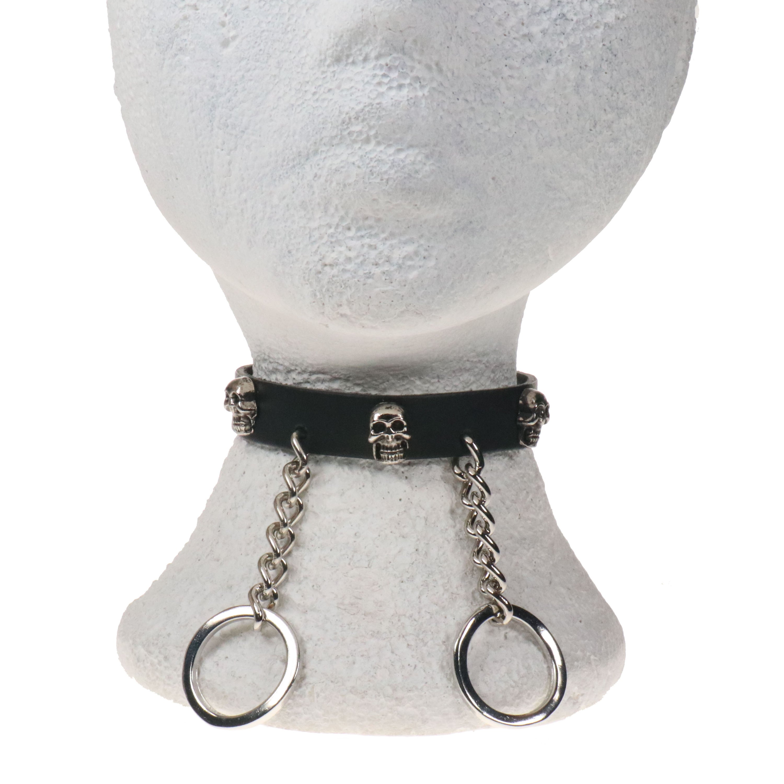 Leather Neckband: 1 Row Skull & Hanging Chain
