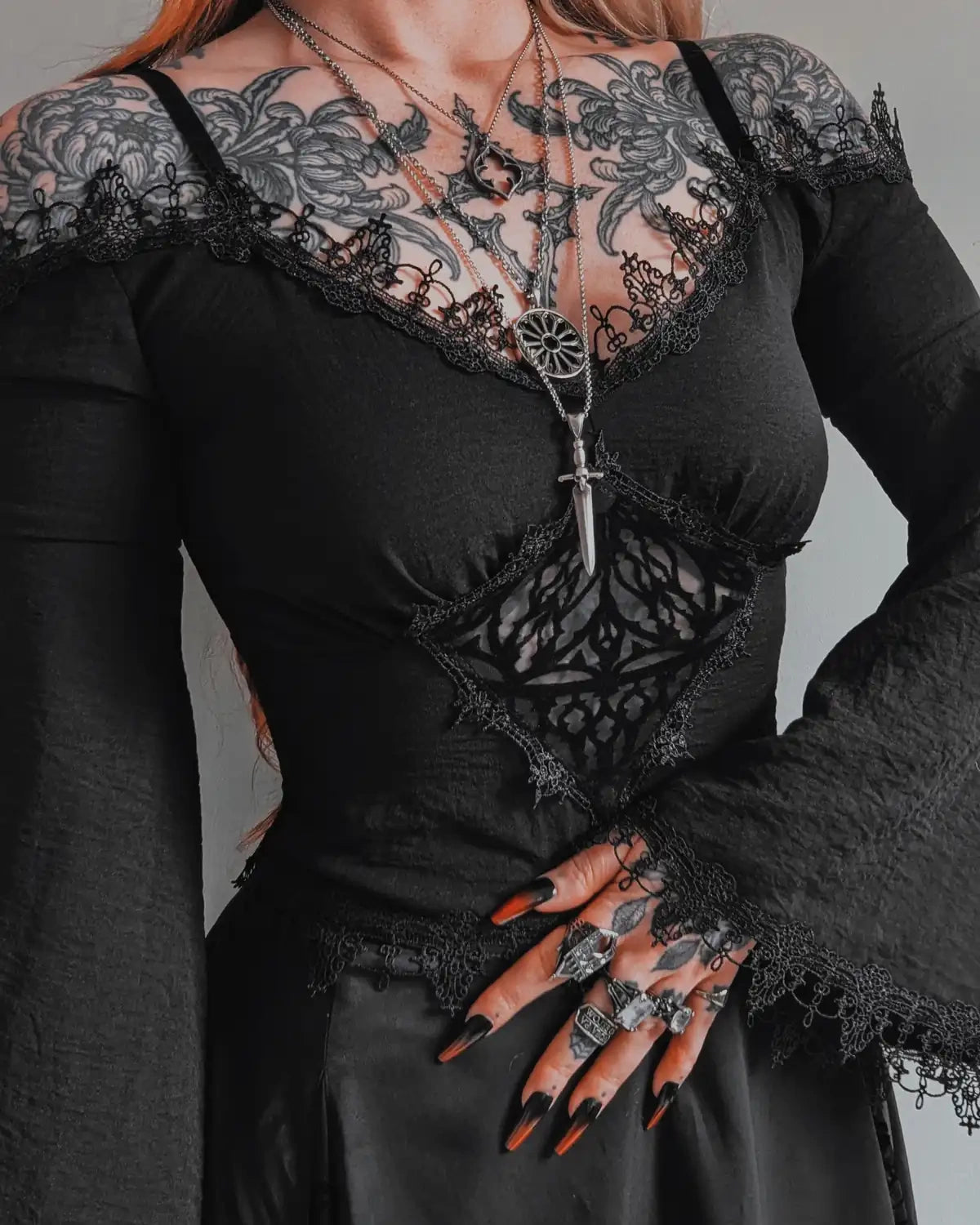 DELPHYNE LONG SLEEVE TOP (✦ Restyle)