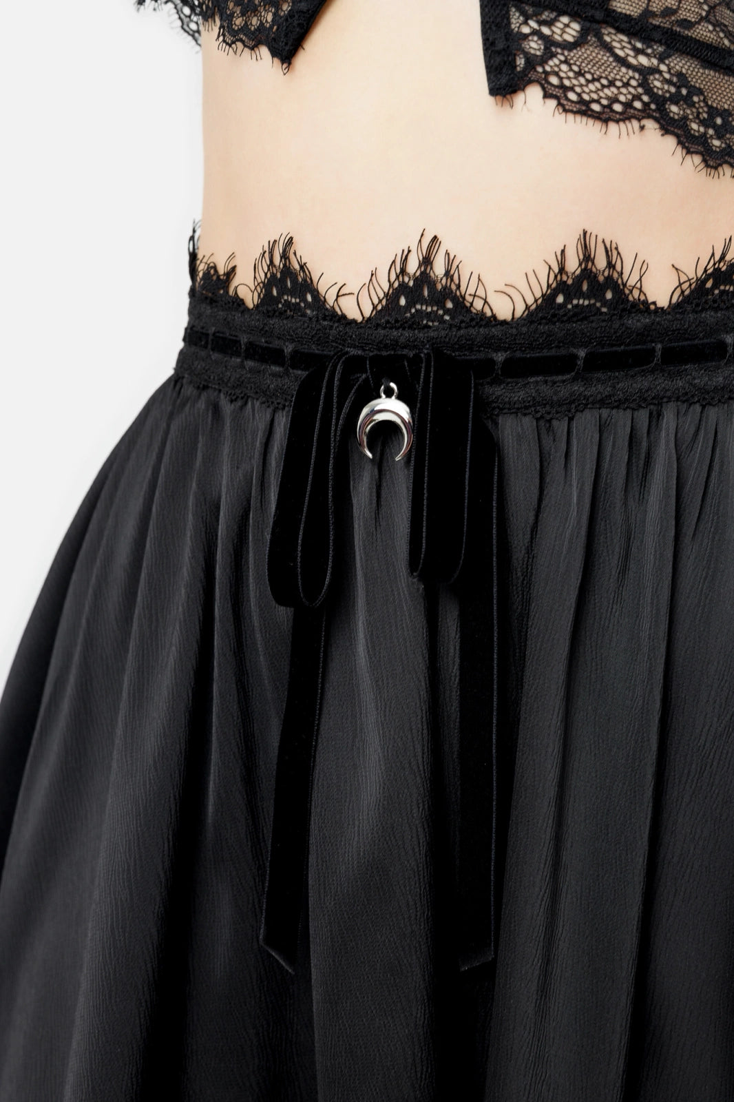 LOST IN MAGIC MINI SKIRT (✦ Restyle)