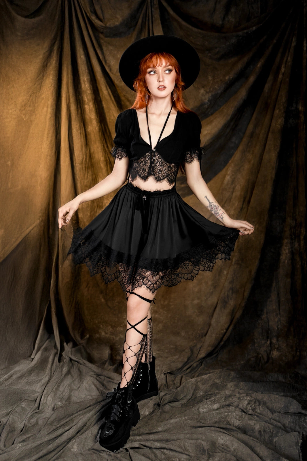 LOST IN MAGIC MINI SKIRT (✦ Restyle)