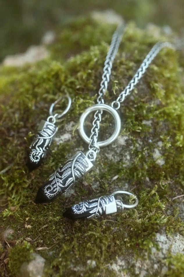 CRYSTAL FERN O-RING NECKLACE (✦ Restyle)