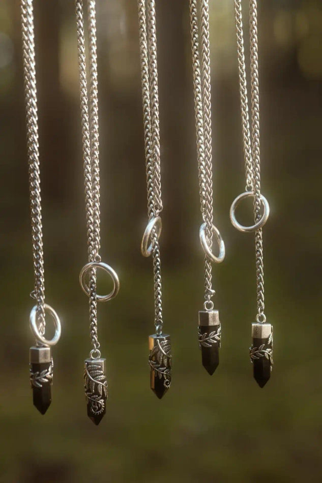 CRYSTAL FERN O-RING NECKLACE (✦ Restyle)