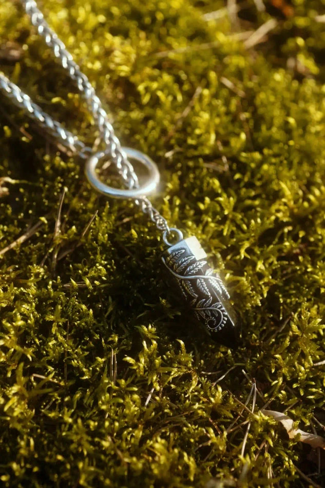 CRYSTAL FERN O-RING NECKLACE (✦ Restyle)