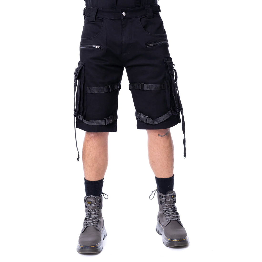 Aldrige Shorts (Black) (✦ Chemical Black)