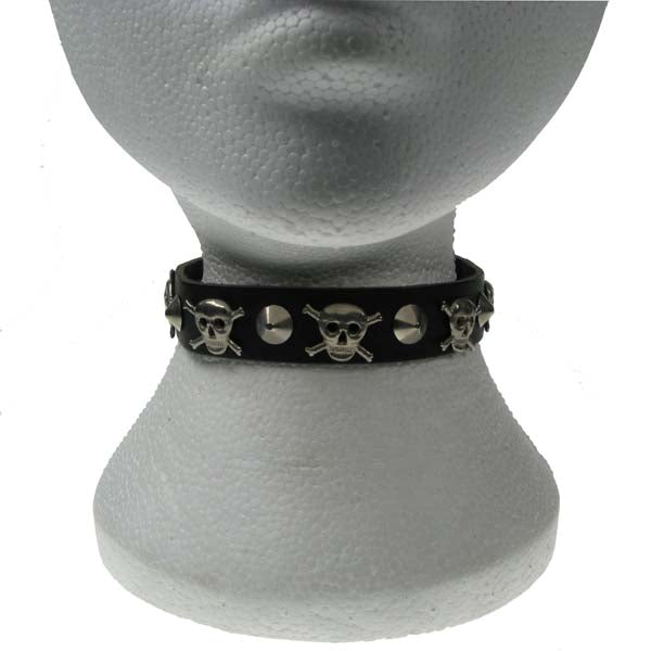 Leather Neckband: 1 Row Conical &amp; Skull Crossbones
