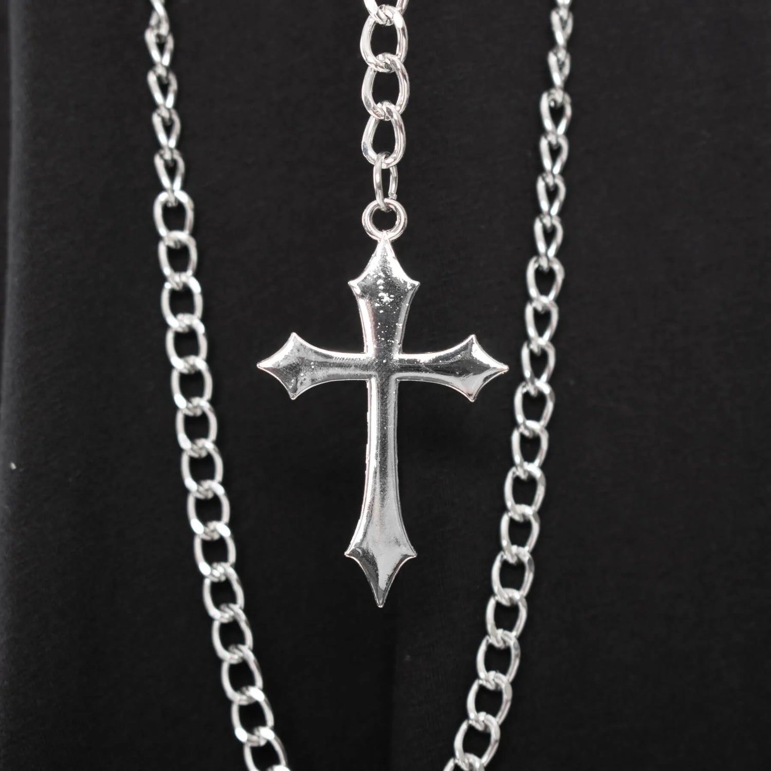 Sanctum Belt (✦ Heartless)